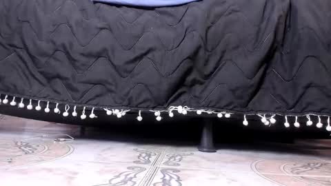 Kim Marquez online show from December 1, 5:37 pm