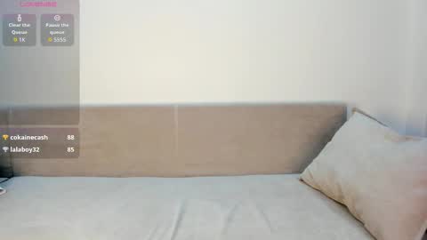 Su A online show from November 8, 4:23 pm