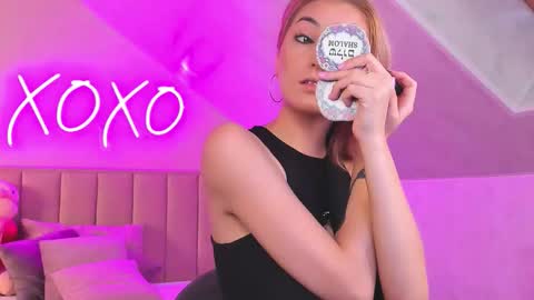 kimberlly_smith online show from November 14, 3:17 am