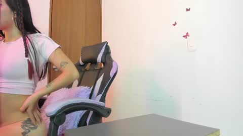 kamila online show from June 19, 2:38 am