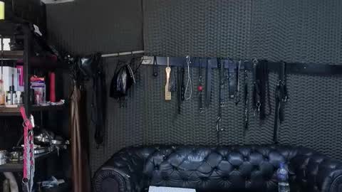  KIMBERLY SWAN  online show from November 11, 11:13 pm