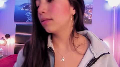 Kimberly Villalobos online show from March 6, 12:33 pm