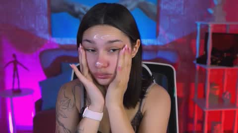 Kim online show from November 8, 12:32 pm