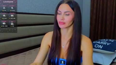 KIm online show from October 28, 3:51 pm