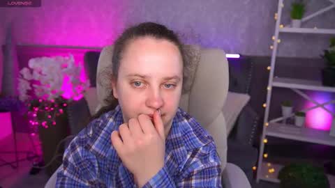 kimkistina online show from February 27, 10:59 am