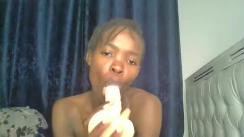 kinky_aria online show from October 24, 6:48 pm