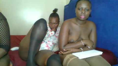 kinky_roey online show from March 8, 1:04 am