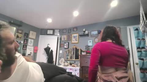 KinkyChrissy17  WitchyChrissy17 online show from May 2, 2:04 am