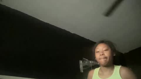 Snapshot of kinkykittee chatting on January 19, 1:33 pm Bunniii online show from January 19, 1:33 pm