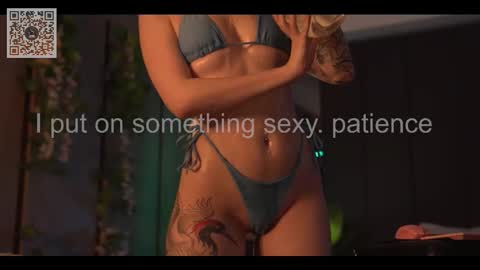 kinkylina_ online show from October 31, 4:55 pm