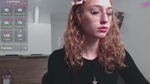 Sophie online show from February 2, 10:53 pm