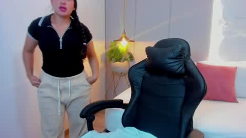 K I R A online show from June 29, 11:21 am