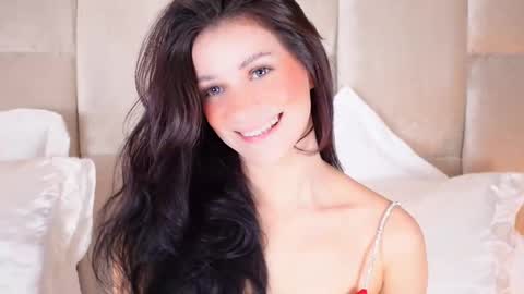 Snapshot of kirakayleigh chatting on March 9, 9:25 pm kira online show from March 9, 9:25 pm