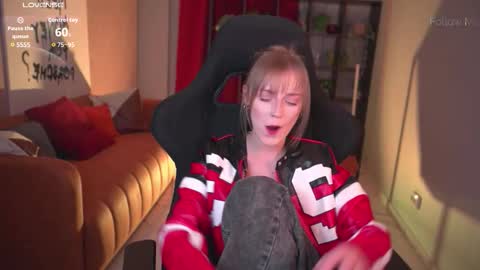 Kira online show from January 9, 2:43 pm