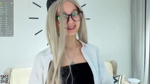 Miko online show from March 10, 6:34 pm