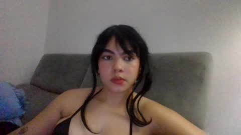Snapshot of kiri_cute chatting on December 27, 5:20 am Kiri online show from December 27, 5:20 am