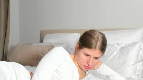 Kira online show from February 25, 9:57 pm