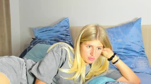 Kira online show from June 5, 6:58 pm