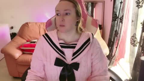 kissica online show from February 11, 9:53 am