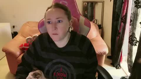 kissica online show from February 9, 11:58 am