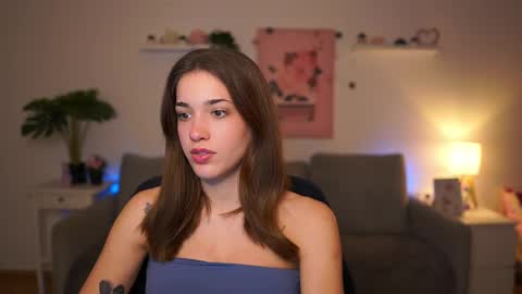 Sisi online show from January 9, 7:18 pm