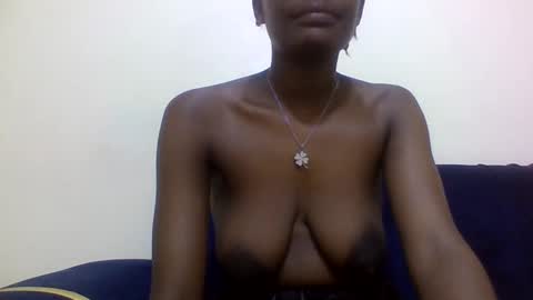 Snapshot of kissybabe01 chatting on October 24, 8:32 am kissybabe01 online show from October 24, 8:32 am