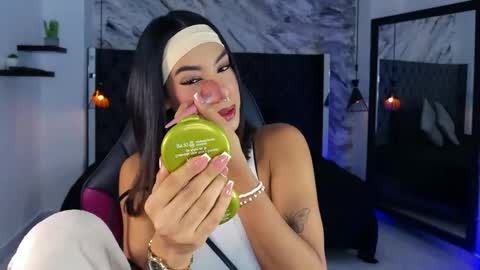 Kitty online show from June 2, 12:17 pm