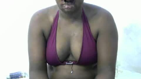 Snapshot of kitty_super chatting on February 17, 4:53 am kitty_super online show from February 17, 4:53 am
