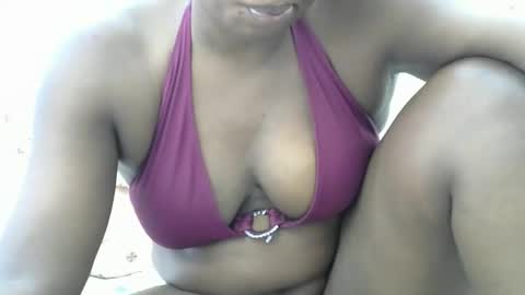 Snapshot of kitty_super chatting on February 11, 12:25 pm kitty_super online show from February 11, 12:25 pm