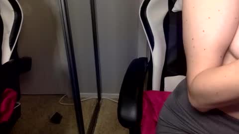 Kitty Sub online show from November 8, 9:25 am