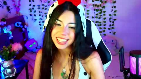 Kittyuwu  online show from October 31, 8:02 pm