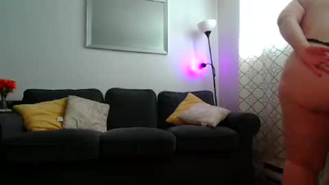 Kittyymaze online show from December 2, 3:47 pm