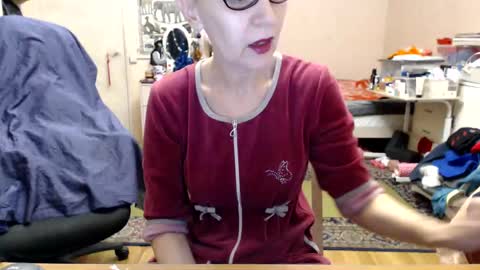 KiuminBerry online show from January 4, 2:35 pm