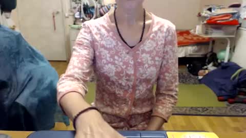 KiuminBerry online show from September 27, 12:56 pm