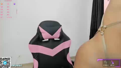 Camila Reyes online show from September 22, 2:59 pm