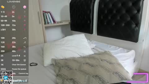 Camila Reyes online show from February 18, 9:31 pm