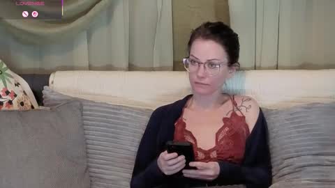 kohlbird online show from February 7, 4:05 am