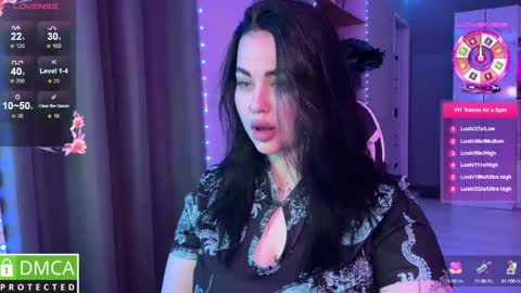 Mia online show from March 1, 9:04 pm