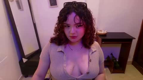 camila online show from February 9, 4:15 am