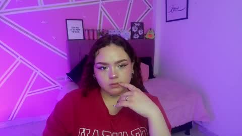 camila online show from April 18, 5:21 am