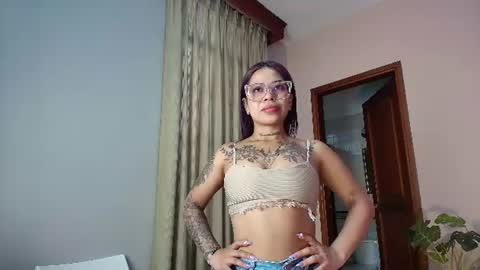 Korina Ruiz online show from July 1, 11:53 am