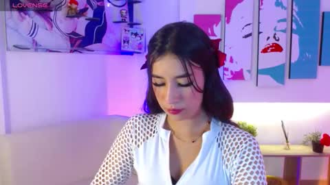 Elizabeth online show from February 17, 12:04 pm