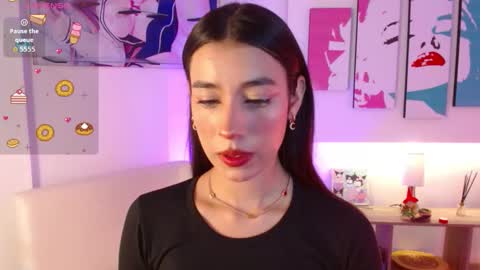 Elizabeth online show from February 5, 12:19 pm