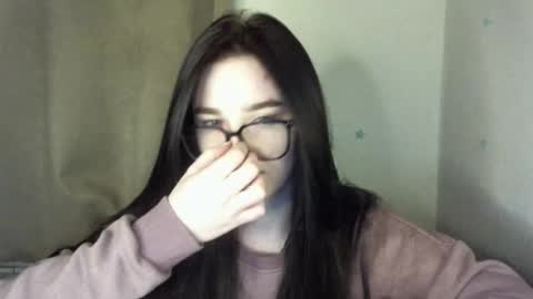 Kris online show from February 3, 3:28 pm