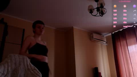 krisneal online show from March 27, 9:10 am