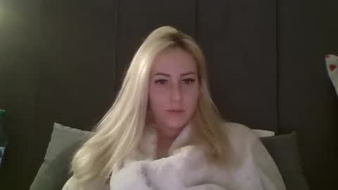 Grace online show from April 3, 9:24 pm