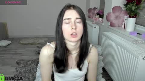 KrissLimada online show from April 7, 8:55 pm