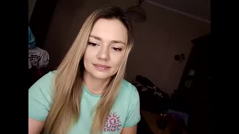 KrissSexi online show from January 13, 5:12 am