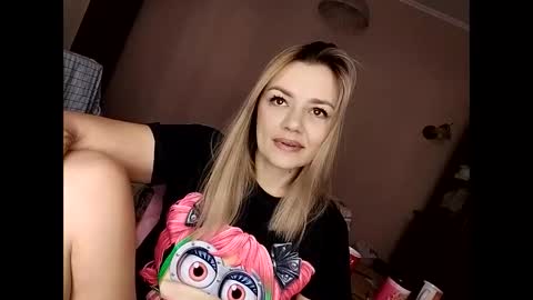 KrissSexi online show from February 18, 4:58 am