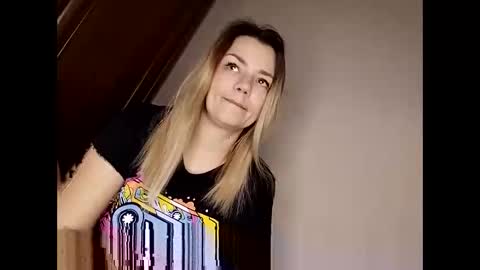 KrissSexi online show from December 21, 1:54 am